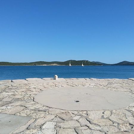Apartment Jartic Betina  Εξωτερικό φωτογραφία