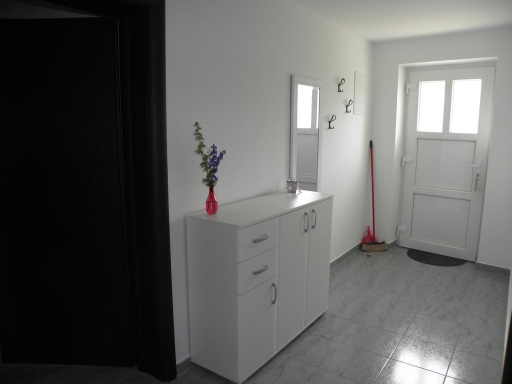 Apartment Jartic Betina  Δωμάτιο φωτογραφία