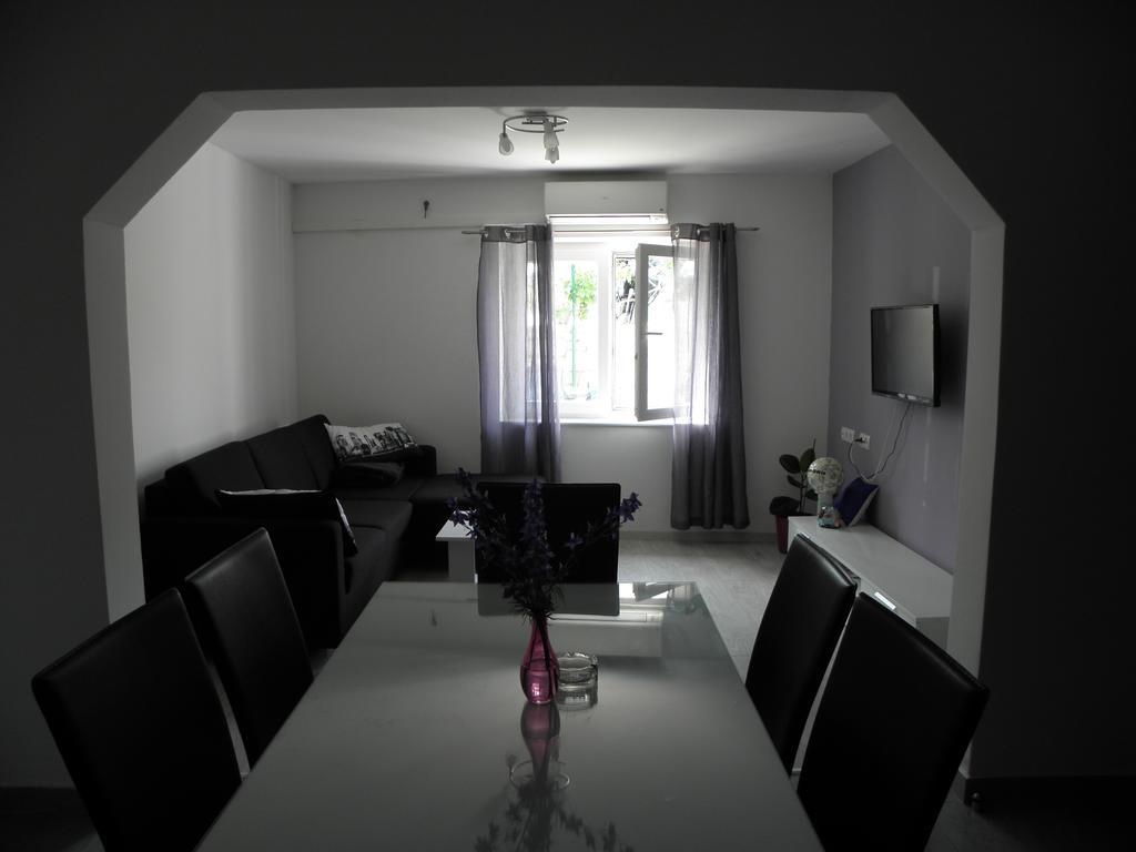 Apartment Jartic Betina  Εξωτερικό φωτογραφία